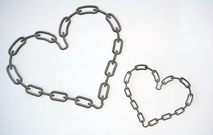 Frame Chained Hearts